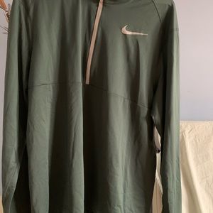 Mens Nike long sleeve shirt NWT